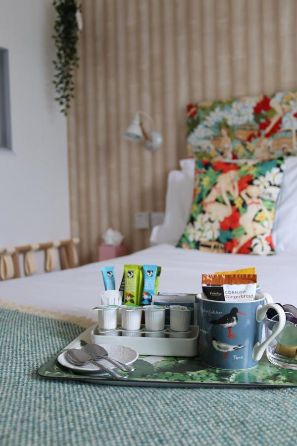 Porth Beach Hotel New Quay Екстериор снимка